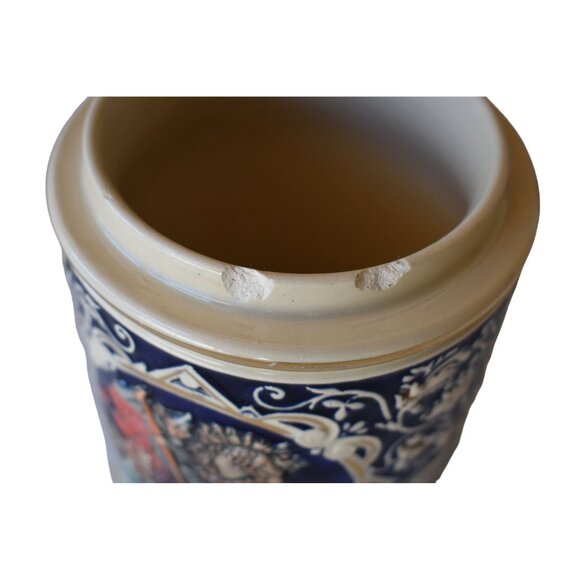 Vintage Medium Hand Crafted German Stone Wear Dragon Slayer Tobacco Jar 8X5 - Picture 6 of 9